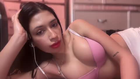 Snapshot of cherliecarmen chatting on 16, 2, 2025 cherliecarmen online show from 16, 2, 2025