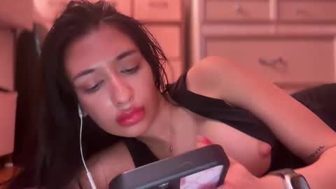 Snapshot of cherliecarmen chatting on 8, 3, 2025 cherliecarmen online show from 8, 3, 2025