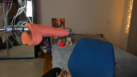 Emily online show from 22, 4, 2026