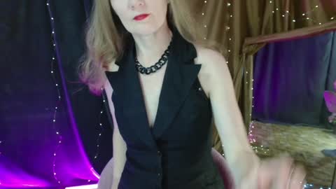 Snapshot of cherry_blossomsx chatting on 19, 12, 2024 thanks guys see you tomorrow online show from 19, 12, 2024