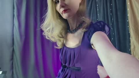 Snapshot of cherry_blossomsx chatting on 14, 1, 2025 thanks guys see you tomorrow online show from 14, 1, 2025