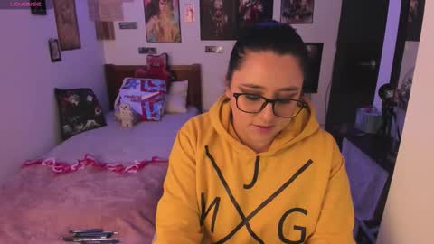 cherry_blushh online show from 9, 2, 2026