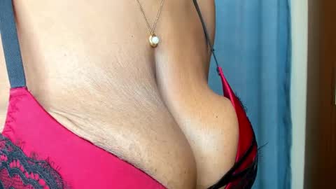 cherry_falls online show from 24, 4, 2026