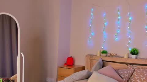 cherry_pr1ce online show from 23, 4, 2026