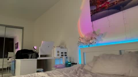 cherry_vale online show from 19, 7, 2026