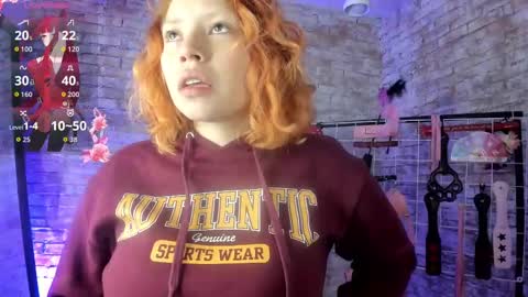 Snapshot of cherry_xoxx chatting on 10, 9, 2025 online show from 10, 9, 2025