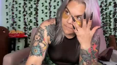 CherryBombBomb online show from 15, 6, 2026