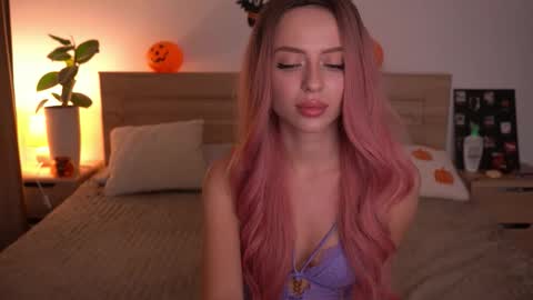 Snapshot of cherryblossom224 chatting on 27, 10, 2025 Alisha online show from 27, 10, 2025