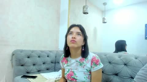 Cherry B online show from 18, 12, 2024