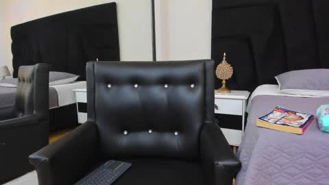 Cherry B online show from 15, 1, 2025