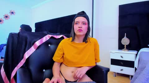 Cherry B online show from 20, 1, 2025