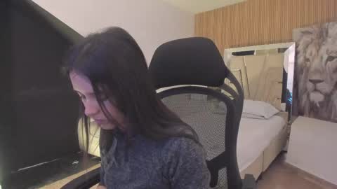 Snapshot of cherrybombs_ chatting on 3, 6, 2026 Cherry online show from 3, 6, 2026