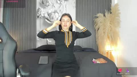 Snapshot of cherrybombs_ chatting on 4, 6, 2026 Cherry online show from 4, 6, 2026