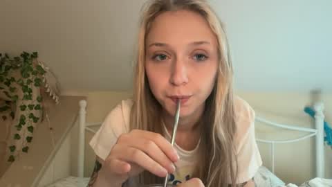 cherryflavorxx online show from 26, 6, 2026