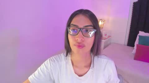 Snapshot of cherrylady2 chatting on 12, 10, 2025 Cherry online show from 12, 10, 2025