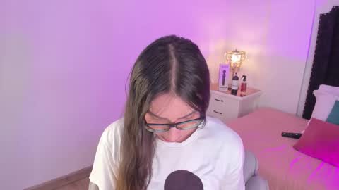 Snapshot of cherrylady2 chatting on 20, 11, 2025 Cherry online show from 20, 11, 2025