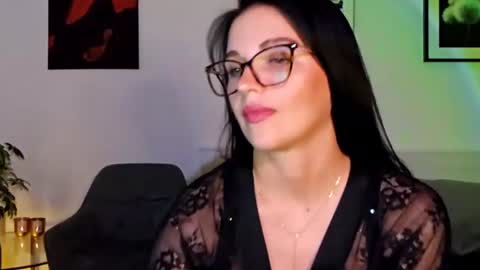 Kira online show from 24, 6, 2026
