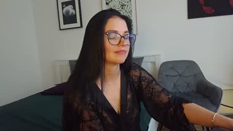 Kira online show from 2, 8, 2026
