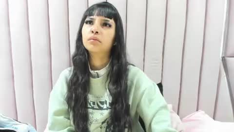 cherrysweetl_ online show from 23, 6, 2026