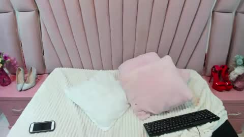 cherrysweetl_ online show from 8, 7, 2026