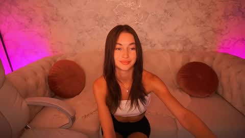 cherryylulu online show from 15, 9, 2025