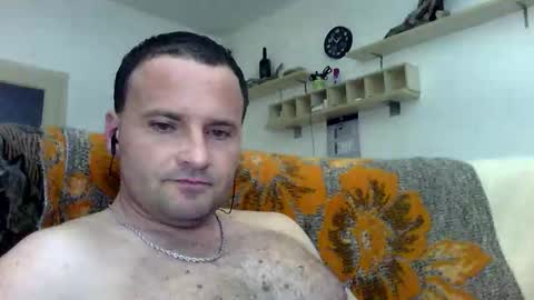 Snapshot of cheryloverboy chatting on 28, 10, 2025 cheryloverboy online show from 28, 10, 2025