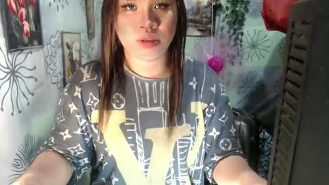 Snapshot of chescahotxxxl chatting on 11, 2, 2025 chescahotxxxl online show from 11, 2, 2025