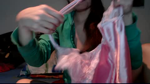 Snapshot of chiara177 chatting on 8, 1, 2025 Chiara online show from 8, 1, 2025