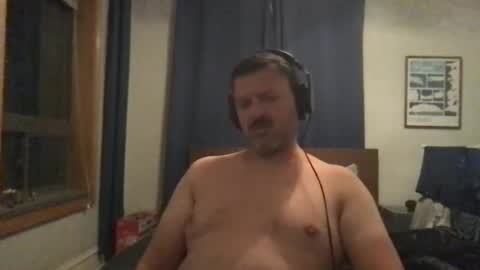 chicagoguy7183 online show from 2, 10, 2025