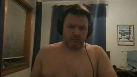 chicagoguy7183 online show from 19, 3, 2026