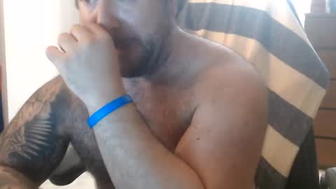 Snapshot of chicagoguy86 chatting on 10, 8, 2026 Chicagoguy86 aka Benny Cooper online show from 10, 8, 2026