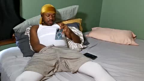 Que online show from 16, 3, 2026