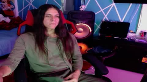 chico_explosivo online show from 31, 10, 2025