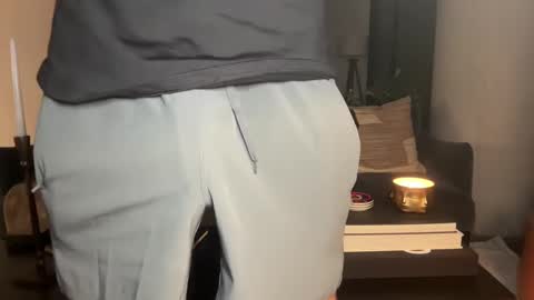 ChiGuy841 online show from 17, 2, 2025