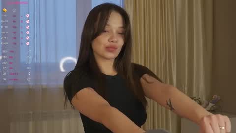 Nicole online show from 17, 12, 2025