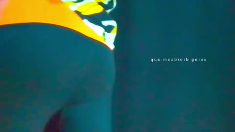 Snapshot of chillout_and_horny chatting on 23, 4, 2026 ChillOut And Horny online show from 23, 4, 2026