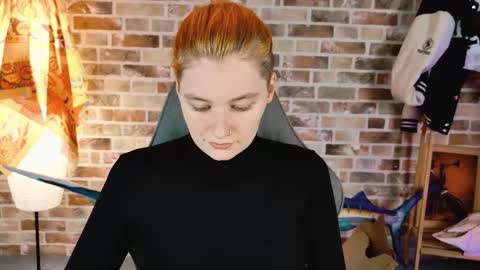 Bella online show from 3, 10, 2025