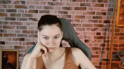 Bella online show from 17, 12, 2025