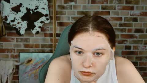 Bella online show from 25, 4, 2026