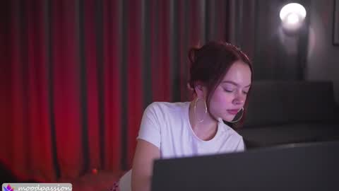 chillwithstacy online show from 25, 9, 2025