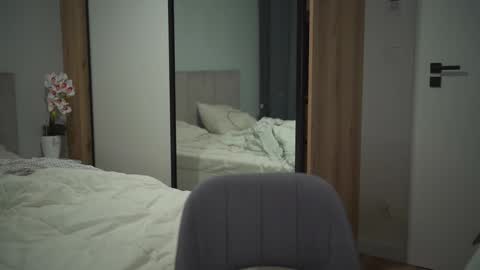 chillwithstacy online show from 14, 10, 2025