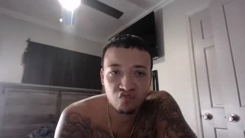 Snapshot of chino880172 chatting on 5, 1, 2025 CHINO online show from 5, 1, 2025