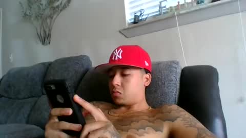 Snapshot of chino880172 chatting on 17, 1, 2025 CHINO online show from 17, 1, 2025