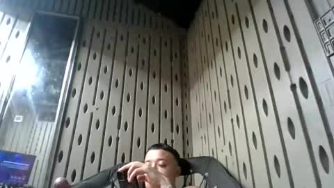 Snapshot of chino880172 chatting on 21, 10, 2025 CHINO online show from 21, 10, 2025