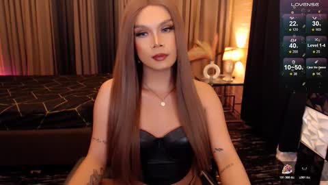 Franching Lee online show from 17, 10, 2025