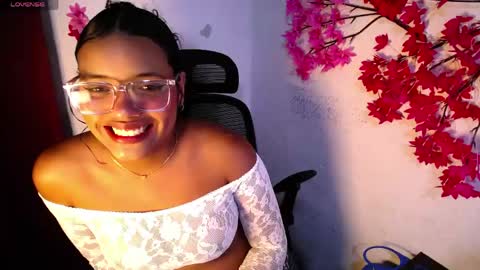 chleo_rosse online show from 21, 4, 2026