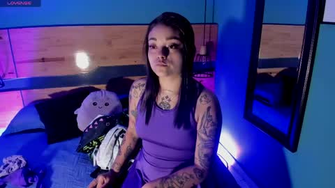 Chloeallennn  online show from 21, 4, 2026