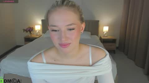 Snapshot of chloe_alba chatting on 13, 1, 2026 Chloe online show from 13, 1, 2026
