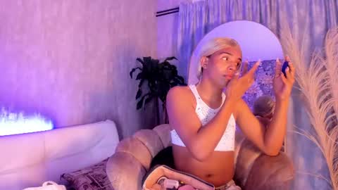 Chloe online show from 18, 6, 2026