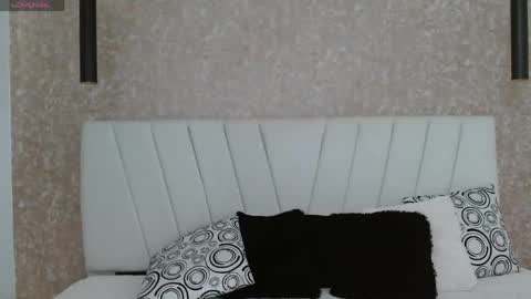 Abby 19 years online show from 19, 4, 2026